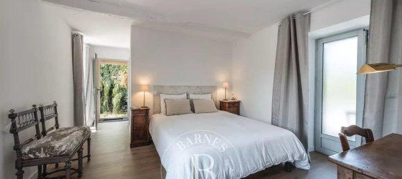 Casa de 7 dormitorios en Murato, France No. 302497 8