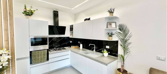 3 bedrooms Apartment in Imola, Italy No. 286933 2