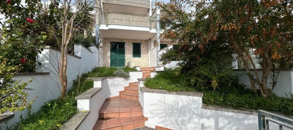 4 rooms House in Santa Cesarea Terme, Italy No. 175787 3