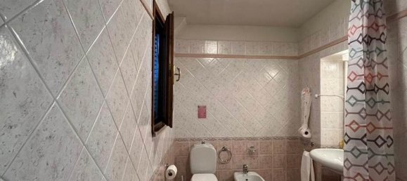 3 Schlafzimmer Wohnung in Lucca, Italy, Nr. 10903 17