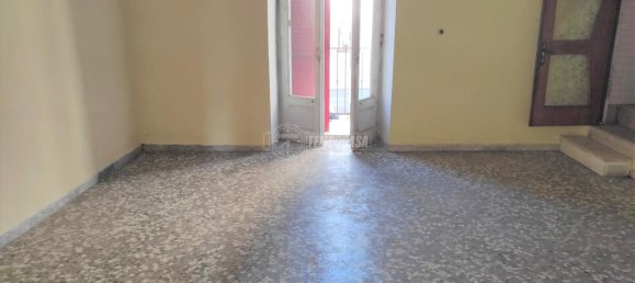 Apartamento de 2 habitaciónes en Adelfia, Italy No. 135154 9