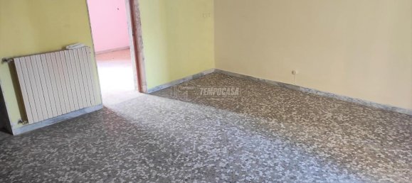 Apartamento de 2 habitaciónes en Adelfia, Italy No. 135154 15