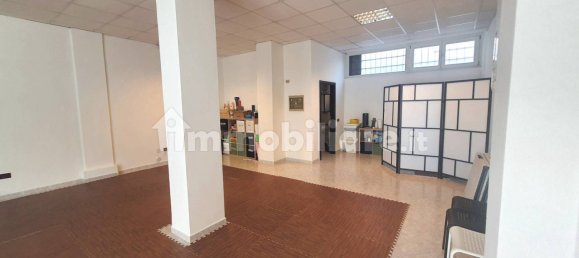 1 room Commercial property in Trento, Italy No. 276536 4