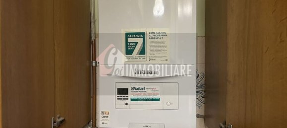 Квартира с 4 комнатами в Казальмаджоре, Италия № 83770 8