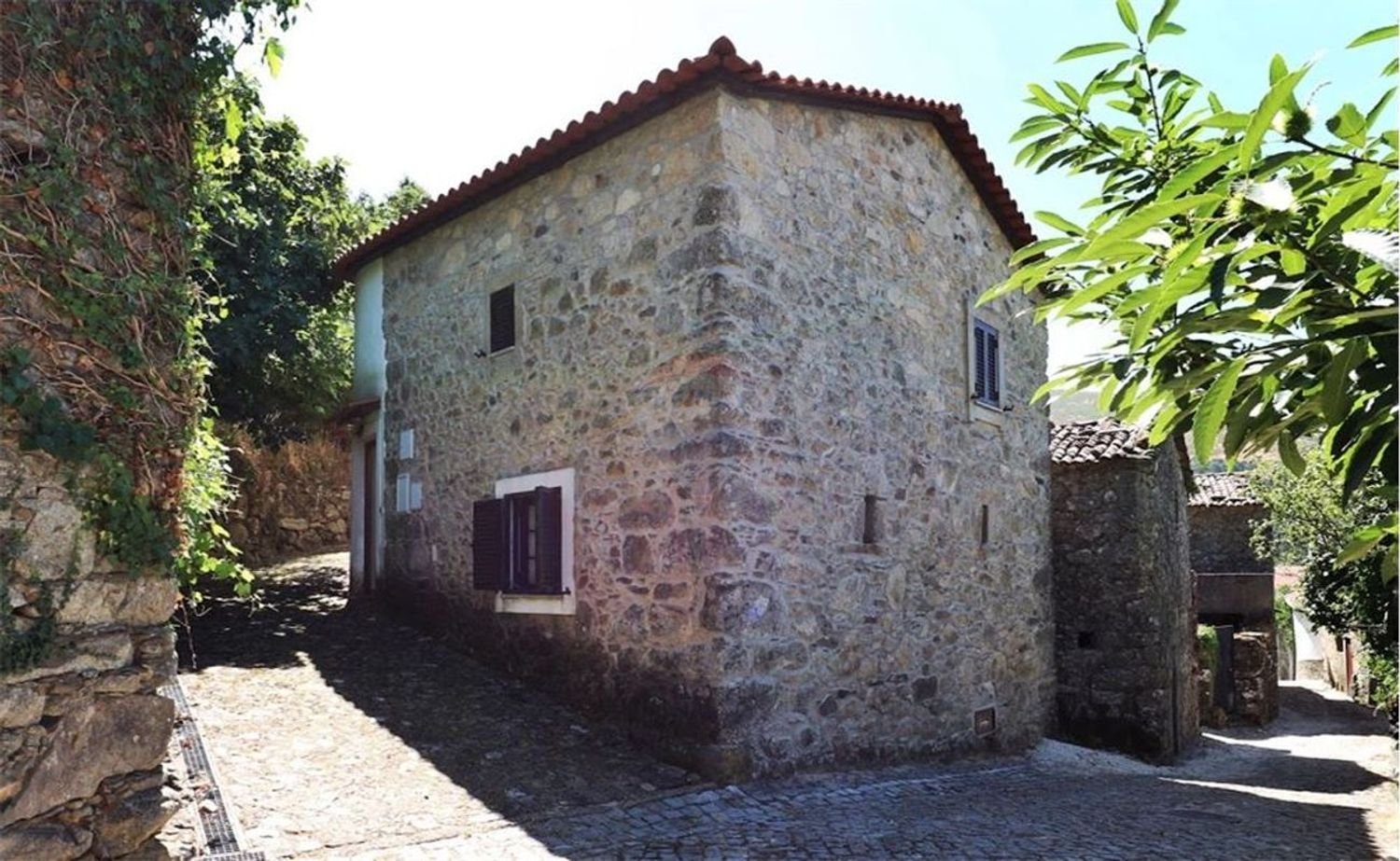 2 غرف نوم منزل في Castanheira de Pera, Portugal رقم 159671