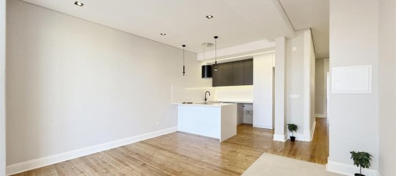 3 Schlafzimmer Wohnung in Lisbon, Portugal, Nr. 201344 11