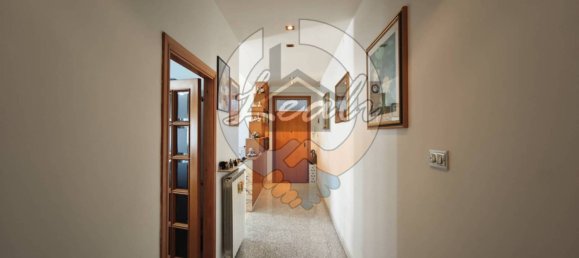 3 غرف نوم شقة في Tolentino, Italy رقم 305832 2