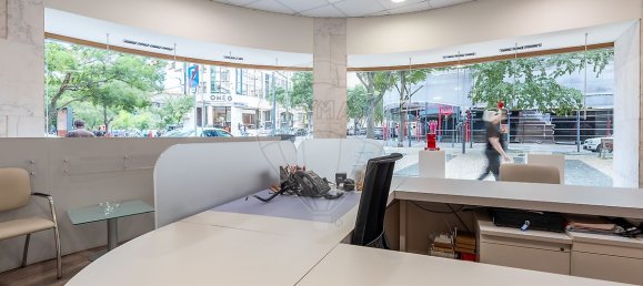 Gewerbliche Immobilie in Lisbon, Portugal 327m², Nr. 10580 4