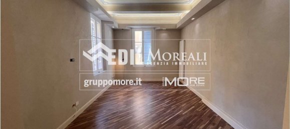 10 bedrooms Apartment in Modena, Italy No. 381662 2