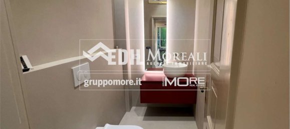 10 bedrooms Apartment in Modena, Italy No. 381662 20