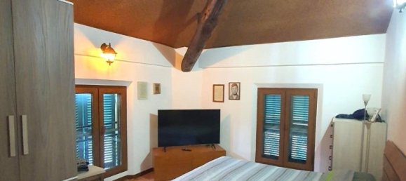 5 bedrooms Apartment in Parma, Italy No. 380378 26