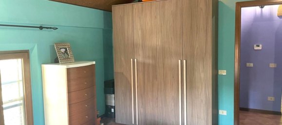 5 bedrooms Apartment in Parma, Italy No. 380378 12