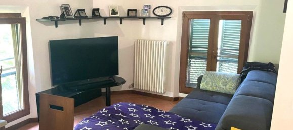 5 bedrooms Apartment in Parma, Italy No. 380378 23