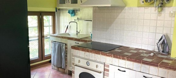 5 bedrooms Apartment in Parma, Italy No. 380378 8