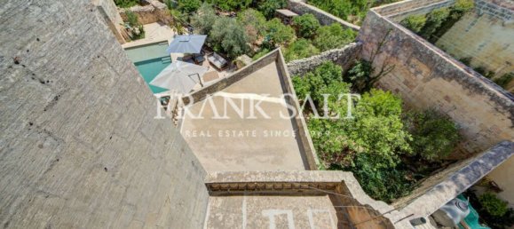 Hotel T3 em Zebbug, Malta N.º 127 47