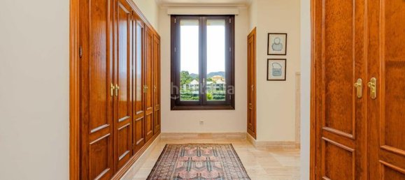 Вилла с 7 спальнями в Малага, Испания № 151297 33