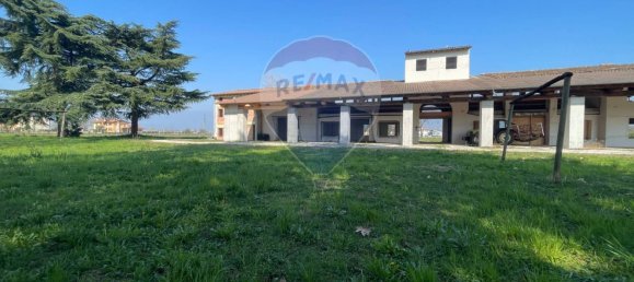 25 rooms House in Romano d'Ezzelino, Italy No. 264708 12