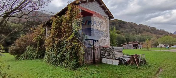 5 rooms House in Feltre, Italy No. 354363 8