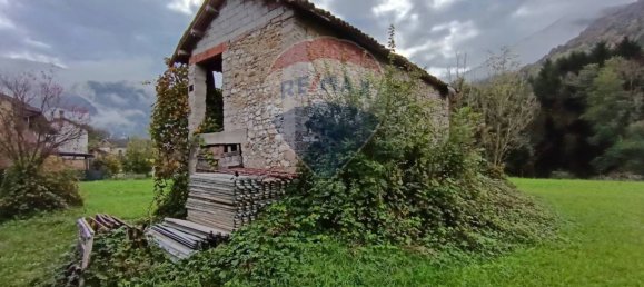 5 rooms House in Feltre, Italy No. 354363 10