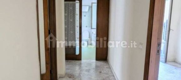 Квартира с 2 спальнями в Неаполь, Италия № 16641 20