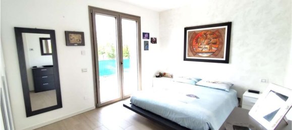 3 rooms Apartment in Inverigo, Italy No. 333696 11