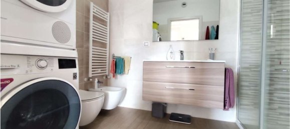 3 rooms Apartment in Inverigo, Italy No. 333696 14