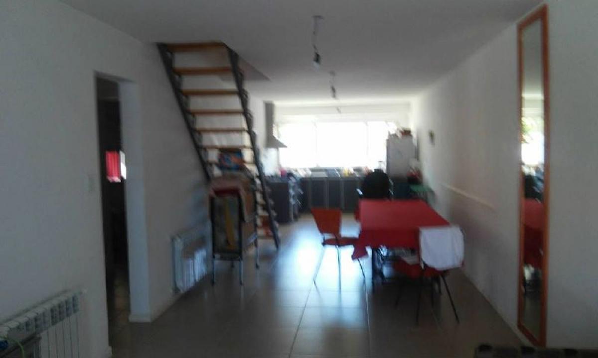 2 bedrooms House in Mar del Plata, Argentina No. 68217