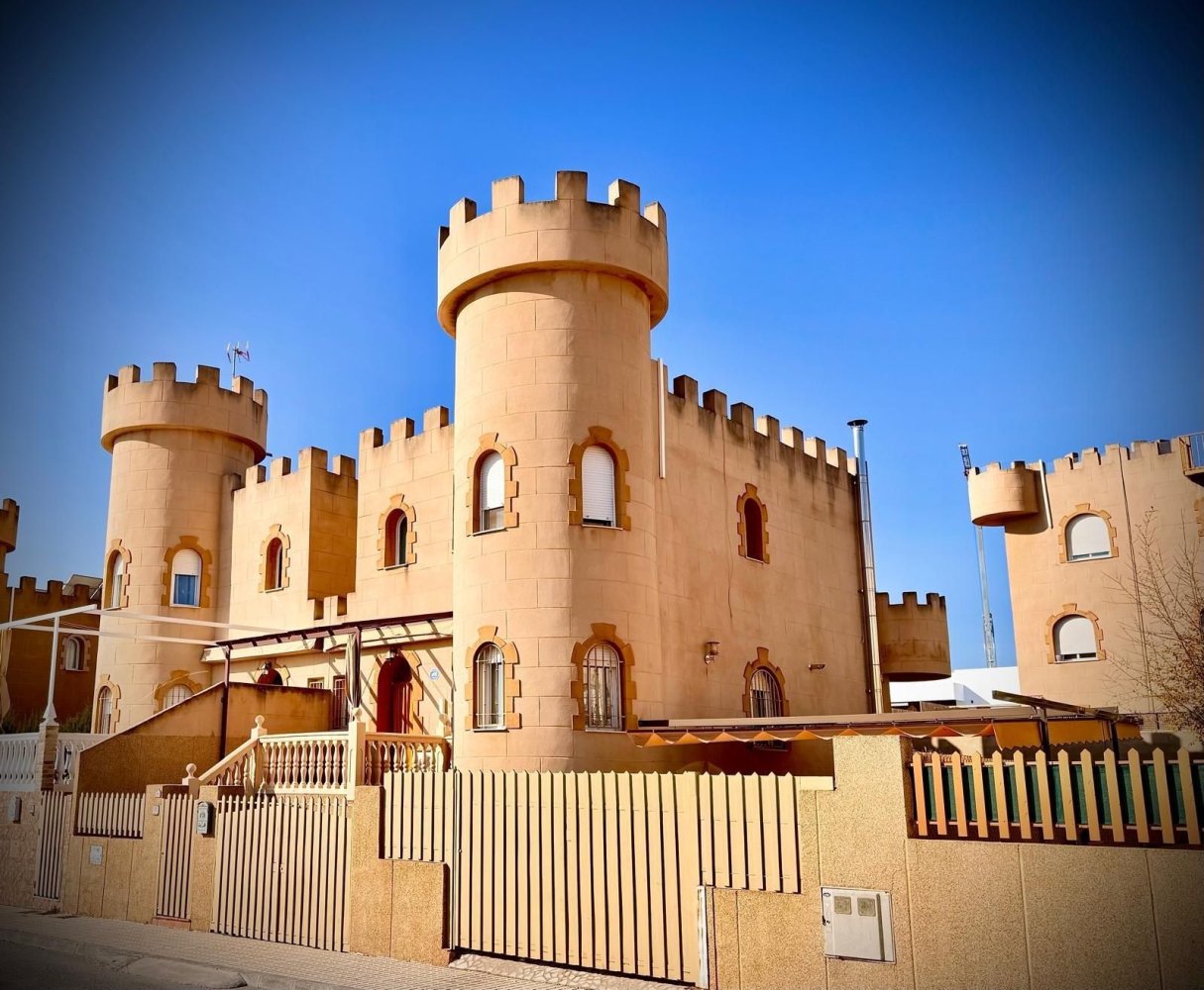 Adosado de 3 dormitorios en Pulianas, Spain No. 177542