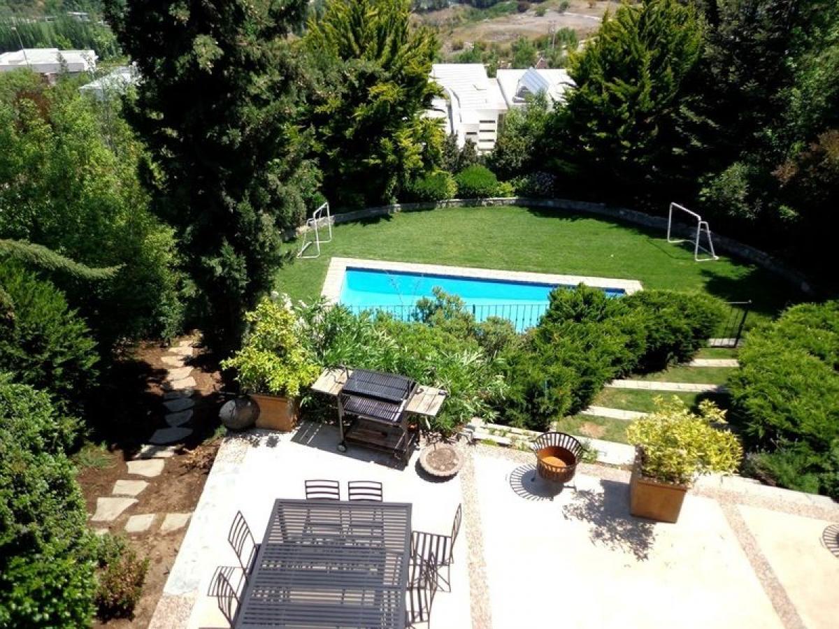 4 bedrooms House in Santiago, Chile No. 1497