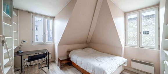 1 bedroom Apartment in Paris, France No. 130859 4