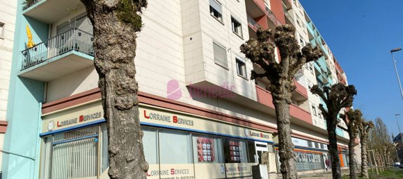 123m² Commercial property in Sarreguemines, France No. 94146 7