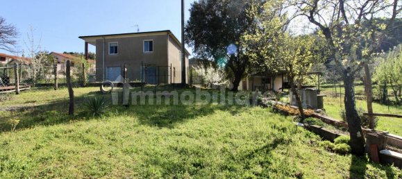 Apartamento de 3 dormitorios en Suvereto, Italy No. 158745 4