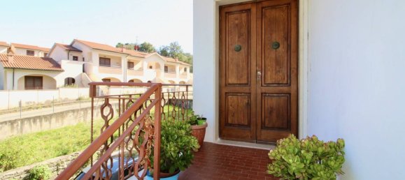 Apartamento de 3 dormitorios en Suvereto, Italy No. 158745 7