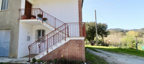 Apartamento de 3 dormitorios en Suvereto, Italy No. 158745 6