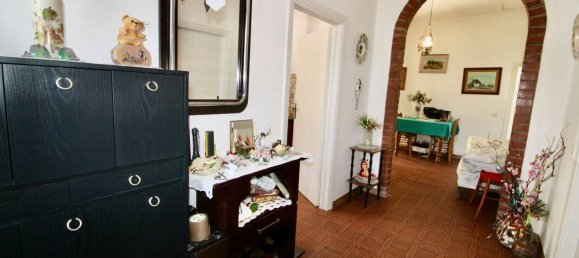 Apartamento de 3 dormitorios en Suvereto, Italy No. 158745 8
