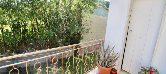 Apartamento de 3 dormitorios en Suvereto, Italy No. 158745 15