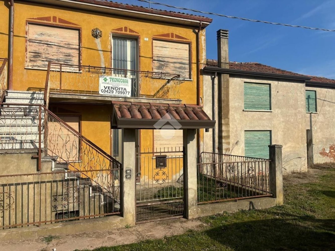 6 rooms House in Stanghella, Italy No. 148127