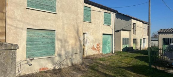 6 rooms House in Stanghella, Italy No. 148127 4