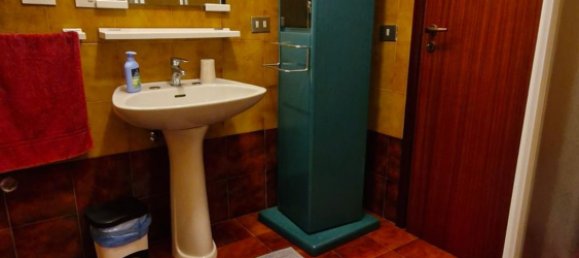 Gewerbliche Immobilie in Albinea, Italy 42m², Nr. 341147 18