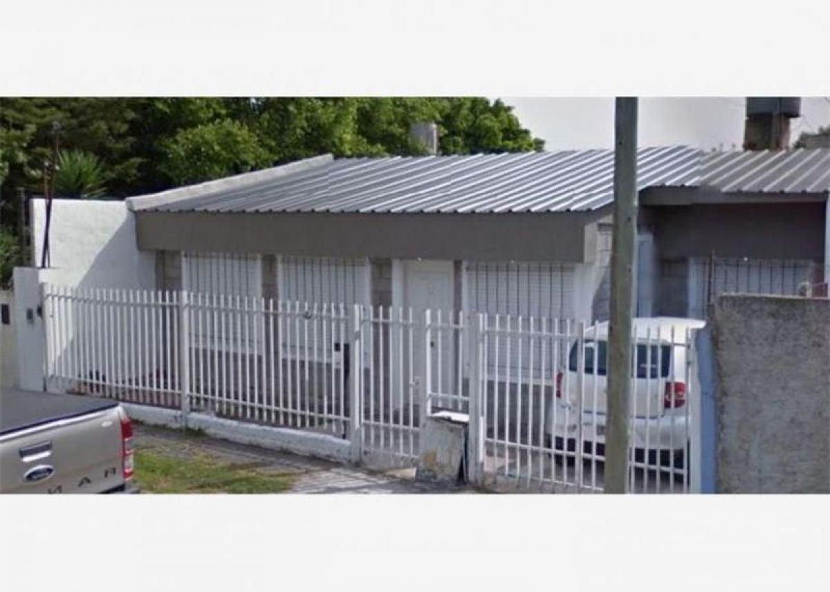 3 Schlafzimmer Haus in Ituzaingo, Argentina, Nr. 75271