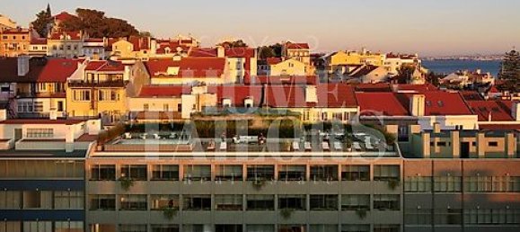 2 bedrooms Apartment in Lisbon, Portugal No. 31007 4