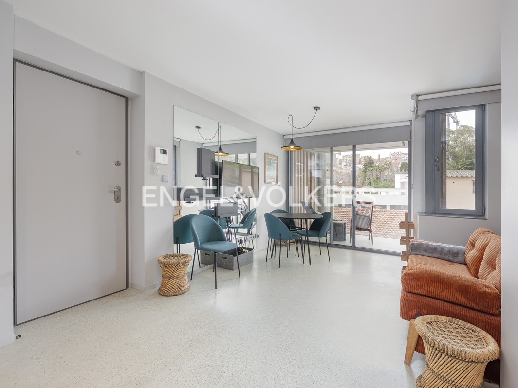 Estudio en Lisbon, Portugal No. 136223