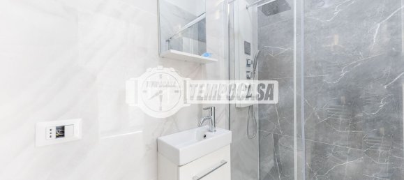 4 bedrooms Apartment in Rome, Italy No. 320949 27