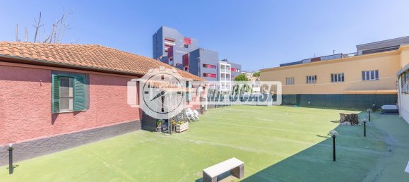 4 bedrooms Apartment in Rome, Italy No. 320949 17