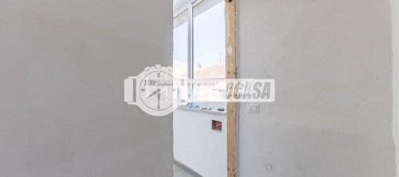 4 bedrooms Apartment in Rome, Italy No. 320949 12