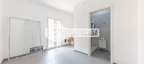 4 bedrooms Apartment in Rome, Italy No. 320949 37
