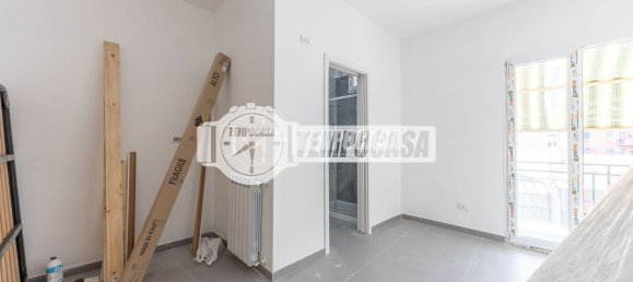 4 bedrooms Apartment in Rome, Italy No. 320949 22