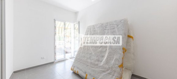 4 bedrooms Apartment in Rome, Italy No. 320949 24