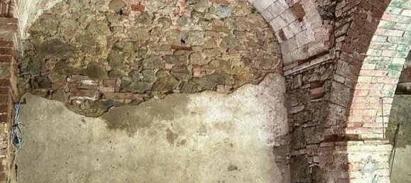 9 rooms House in Terranuova Bracciolini, Italy No. 232859 18