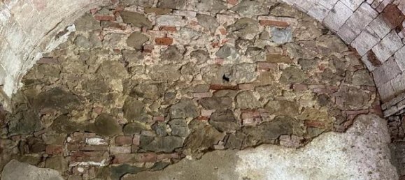 9 rooms House in Terranuova Bracciolini, Italy No. 232859 11